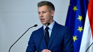 Vučić razgovarao telefonom sa Peterom Mađarom