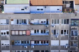 „Plaćamo 140€ za 54 kvadrata!“ Srbi otkrili koliko daju za kiriju u Beogradu pa šokirali mnoge – ovde je najjeftinije