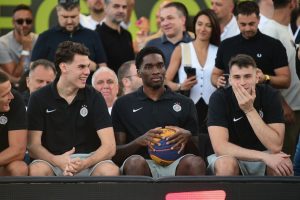 HAOS NA SLAVLJU IGRAČA PARTIZANA! Bošnjaković udario tasta Marija Nakića? Evo šta se dogodilo…