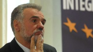 Feljton Jovana Komšića: Lica i naličja našeg lajt fašizma