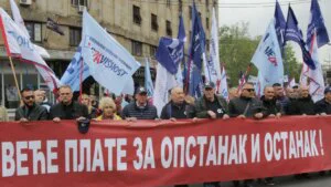 „Ne možeš biti levičar sa izglancanim cipelicama i peglanom kravatom“: Ko je autentična levica u Srbiji?